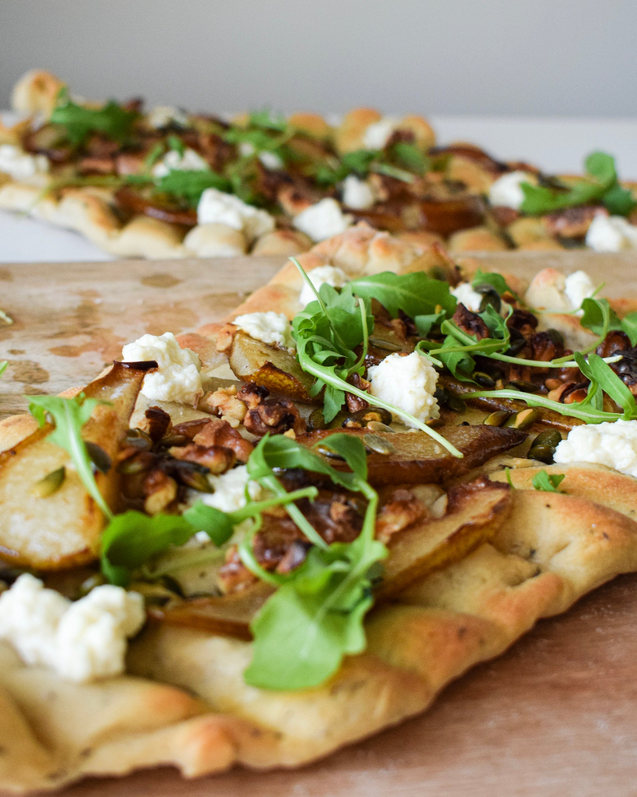 Flatbread with pear and ricotta