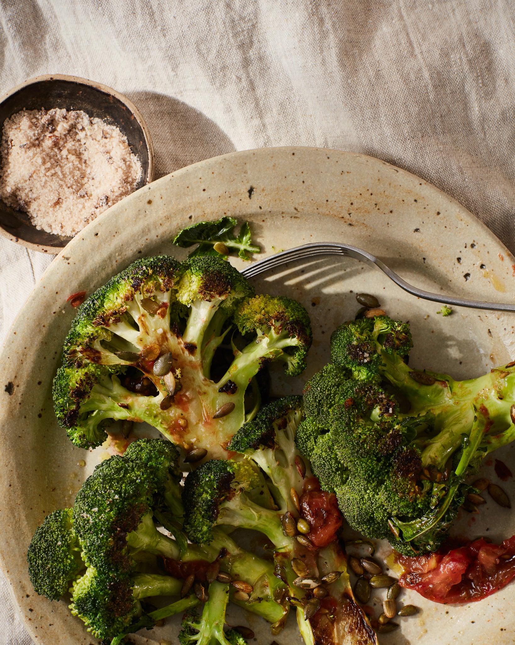 Broccoli steaks with capers and tomato sea salt